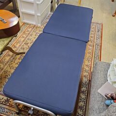 セミシングル 折りたたみベッド ネイビー■全長189cm×幅65cm×高さ30cm■近隣配送無料 買取帝国 朝霞店の画像