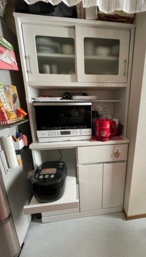 冷蔵庫　洗濯機　食器棚など生活用家具、家電一式