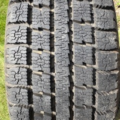 TOYO スタッドレスタイヤ4本 国産　バリ山の画像