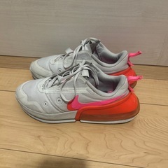 24cm NIKE スニーカーの画像