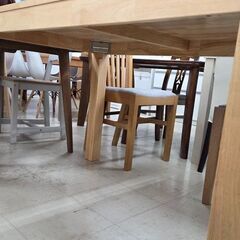 J8672 【リユースのサカイ柏店】 IKEA イケア ダイニングテーブル NORDBY クリーニング済み 参考価格39,990円の画像