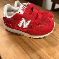 ニューバランス　アシックス　2足で1000円の画像