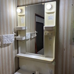 洗面台　シャンプードレッサー　陶器　TOTOの画像