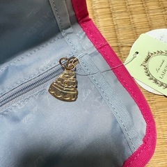 LADUREE　マスク＆ティッシュケースマカロンとバラの画像