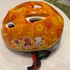 アンパンマンヘルメットの画像