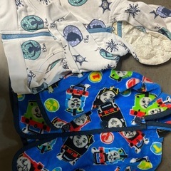 まとめ売り　キッズ洋服 女の子　アウター　ダウン　パーカー　靴下　洋服　キッズの画像