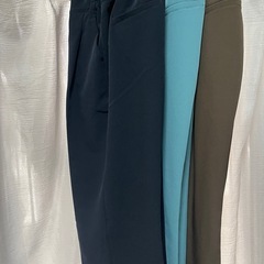 【断捨離中】ハニーズ/美ージーストレートパンツ/Sサイズの画像