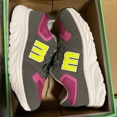 【未使用品】厚底ローカットスニーカー moz MOZ-910　の画像