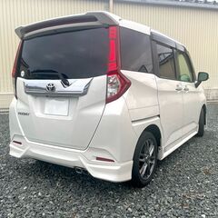 【自社ローン＆リース】は岩手沿岸も対応！😉保証人がいなくても、ブラックでも、働き始めでも『乗れます』💕幅広いご事情に対応OK🥰＜月々格安＞車検2年付き！ルーミー　カスタムG　4WD　デカナビ　夏冬タイヤあります♪の画像