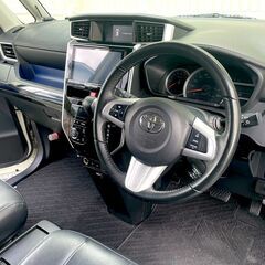 【自社ローン＆リース】は岩手沿岸も対応！😉保証人がいなくても、ブラックでも、働き始めでも『乗れます』💕幅広いご事情に対応OK🥰＜月々格安＞車検2年付き！ルーミー　カスタムG　4WD　デカナビ　夏冬タイヤあります♪の画像