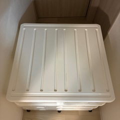 衣装ケースの画像