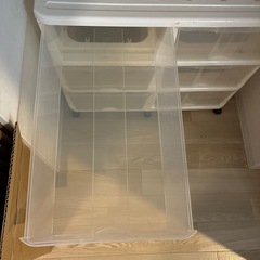 衣装ケースの画像