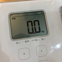 【OMRON（オムロン）】体重計の画像