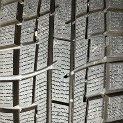 スタッドレスタイヤ155/65R13 2024年製造バリ目アルミホイール付4本セットの画像