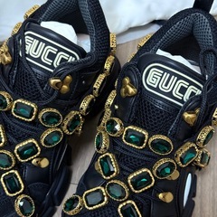 グッチ GUCCI フラッシュトレック スニーカー クリスタル ビジュー黒 厚底の画像