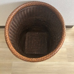 大型　鉢カバー　脚付　13号の画像