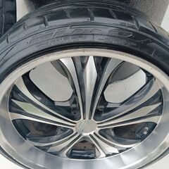 20インチ中古タイヤ、ホイールの画像