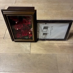 プリザーブドフラワー ボックスアレンジ 赤いバラ メッセージギフトの画像