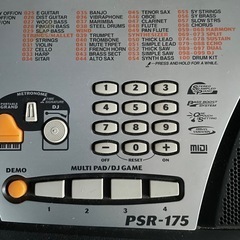 ヤマハ YAMAHA キーボード PSR-175 の画像