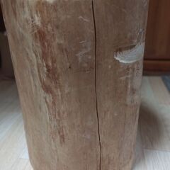 切り株椅子　傷ありの画像