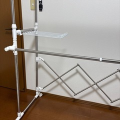 大容量 洗濯物干しラック 伸縮タイプ の画像