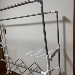 大容量 洗濯物干しラック 伸縮タイプ の画像