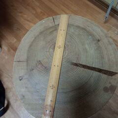 切り株椅子　傷ありの画像