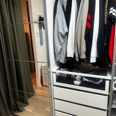 IKEAパックスの画像