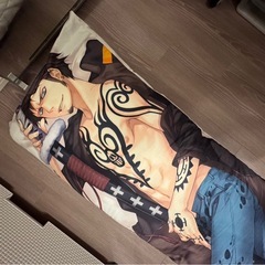 ONE PIECE ロー 抱き枕 160㎝の画像