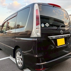 フリップダウンモニター付き☆月々1.1万円〜分割払い可❗️車検2年付き！大人気☆日産 セレナ ハイウェイスター☆8人乗り☆Bluetooth対応ナビ付き☆走行中DVD見れます☆ETC☆バックカメラ☆ドラレコ付きのフル装備☆両側電動スライドドア☆クルーズコントロール搭載☆ウィンカーミラー☆フル装備☆事故修復歴無し☆車内広々三列シート‼️の画像