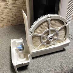 SHARP 加湿空気清浄機 KI-JS70-W 2018年の画像