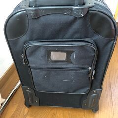 旅行スーツケースの画像