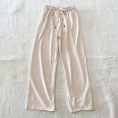 新品未使用　部屋着　上下セット　ワイドパンツ　ボアパーカー　セットアップの画像