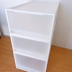 無印良品 衣装ケース３つ
の画像