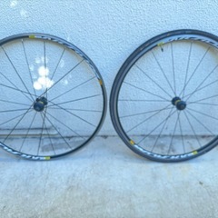 ロードバイクホイールの画像