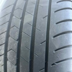 225/40/ZR18年2025の画像