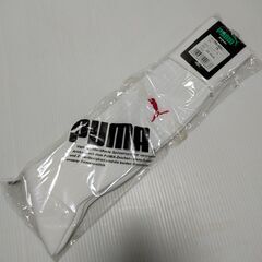 ◆PUMA プーマ｜サッカー用品 3点セット｜未使用ソックス｜未使用マジックテープバンド｜中古品レガース｜サッカー｜フットサルの画像