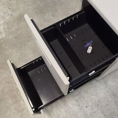 オカムラ　SD　２段脇机『中古良品』の画像