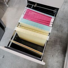 オカムラ　SD　２段脇机『中古良品』の画像