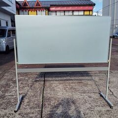 オカムラ　ホーロー板　自立片面ホワイトボード『中古、足元小傷あり』1800ｘ900の画像