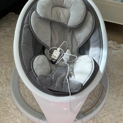 Munchkin SWING 電動ベビースウィングの画像