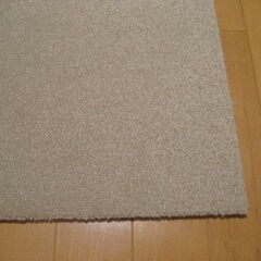 日本製タイルカーペット厚み９㎜・1枚２２０円・在庫４００枚（１６４１）未使用品の画像