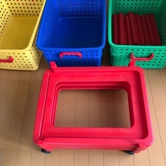 組立て式カラフル3段バスケットの画像