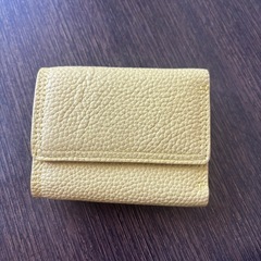 【中古】BARCOS シュリンクレザー　三つ折り財布の画像