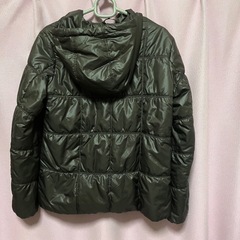 ユニクロ　UNIQLO フード付き ダウンジャケット　ジャンパー　L 焦茶色　ブラウン215-053079(84-01)の画像