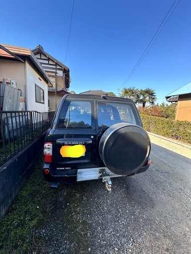 ニサン自動車