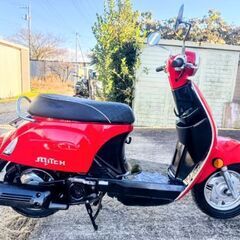 非常に良いエンジン。Kymco Mitch。50cc。バッテリーは新品。非常に速いバイク。サイドスタンド付き。走行距離20,243キロ。の画像