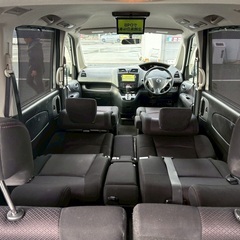 8人乗り☆ガソリン代 節約☆S-HYBRID入りました‼️25年式☆月々1.2万円〜分割払い可❗️車検2年付き！大人気☆ニッサン セレナ☆フリップダウンモニター付き☆Bluetooth対応ナビ☆走行中DVD見れます☆ETC☆便利なバックカメラ☆ドラレコ付きのフル装備☆電動スライドドア☆ウィンカーミラー☆フル装備☆事故修復歴無し☆車内広々三列シート‼️の画像