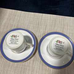 ティファニーティーカップセットの画像