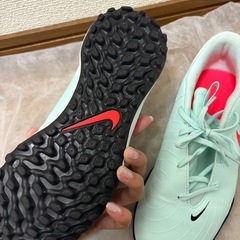 フットサルシューズ23.5の画像